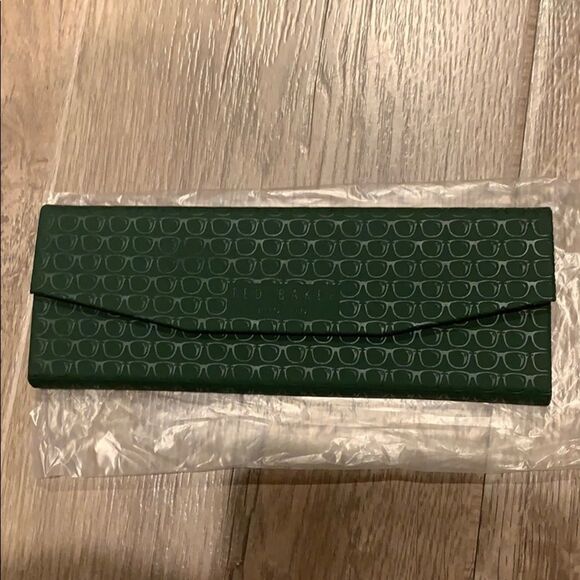 Ted baker Sunglasses box   ? main image 2